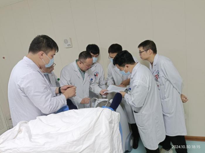 江南娱乐网址登录
成功实施首例妇科后装放疗治疗