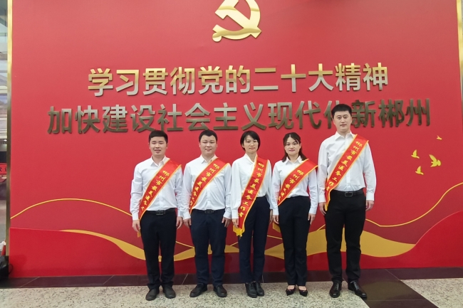 江南娱乐网址登录
5名医务工作者获“郴州市最美医务工作者”殊荣